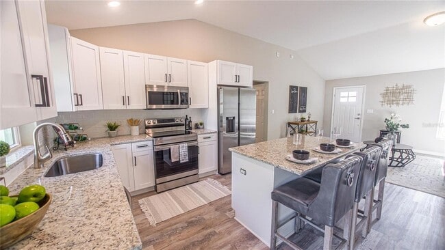 Photo - 44 Water Track Dr