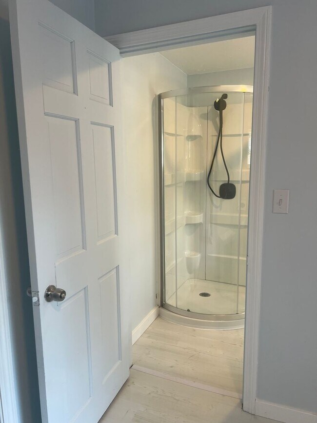 Photo - 90 Christine St Apartment Unit A