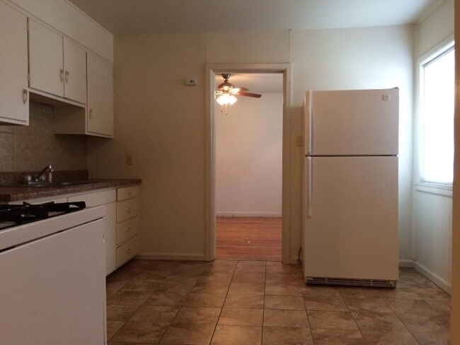 Photo - 805 27th St Apartment