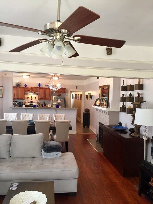 Photo - 801 Voisin St