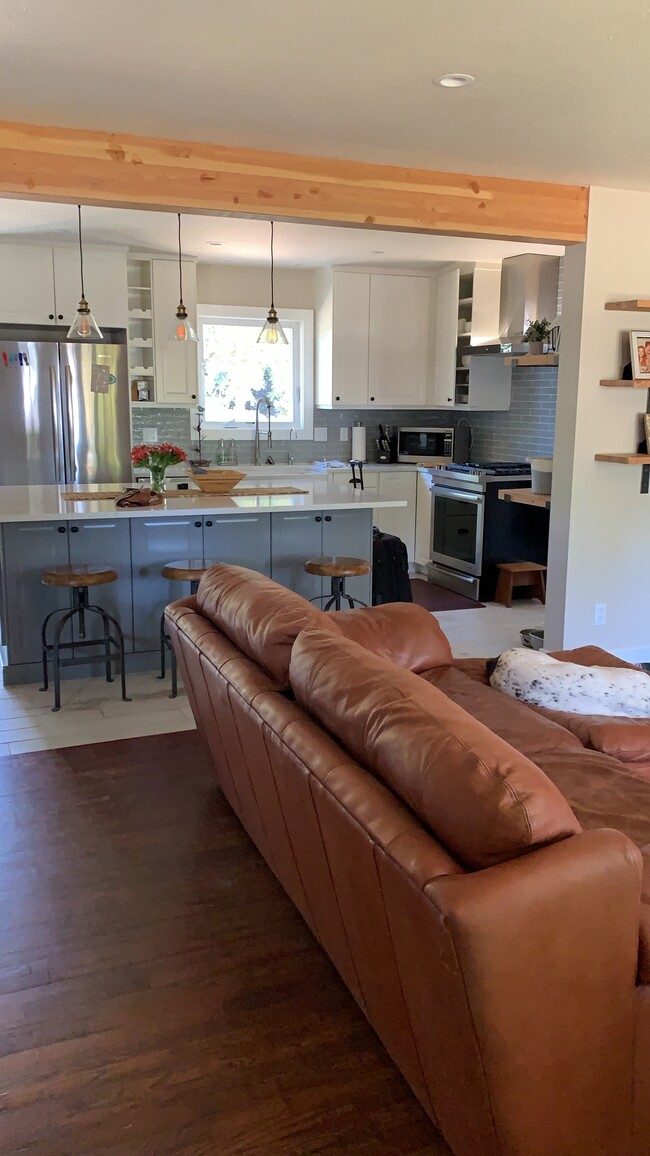 Photo - 1261 NE Dempsey Dr