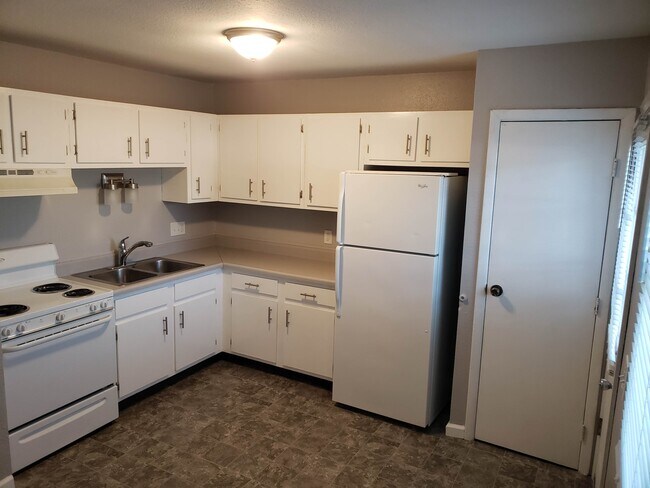 Photo - Parsons Apartments