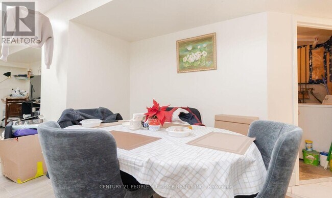 Photo - 362 Kingsbridge Garden Cir