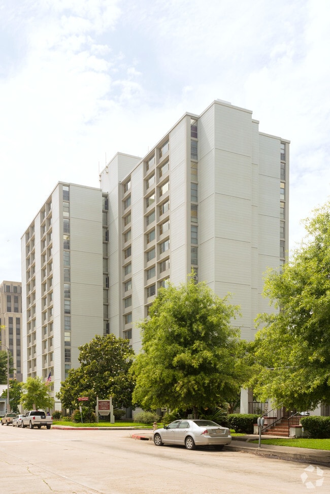 Catholic Presbyterian Apartments For Rent in Baton Rouge