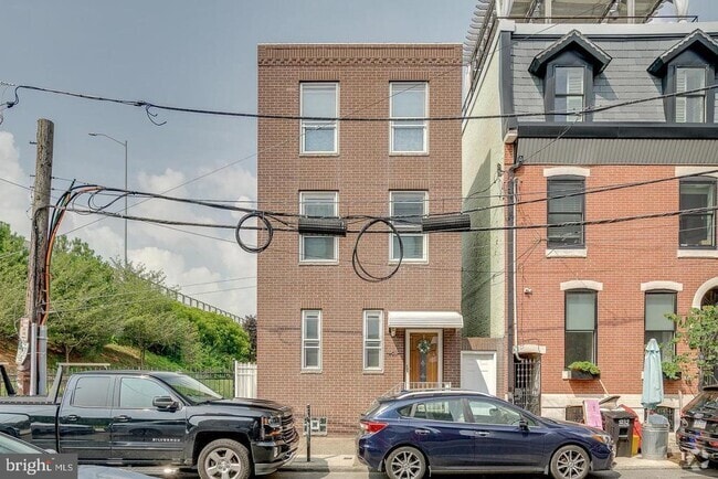 Building Photo - 1030 Marlborough St Rental