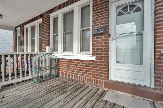 Photo - 182 E Patterson Ave