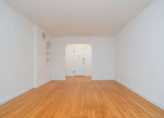 Charming Studio 1-Bedroom Apartment - Charming Studio 1-Bedroom Apartment Unit 24,