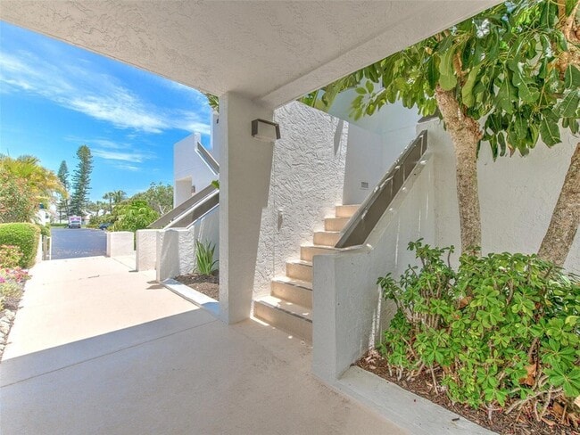 Photo - 739 Bayport Way Unit 739