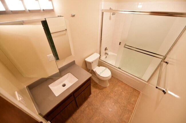 Photo - 415 Lagunitas Ave
