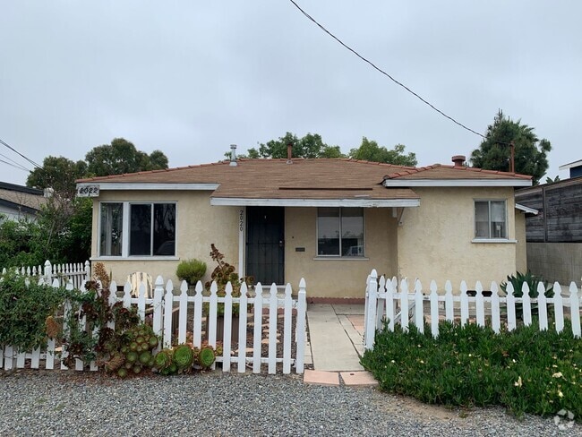 Building Photo - 2020 Unit 2020 Rental