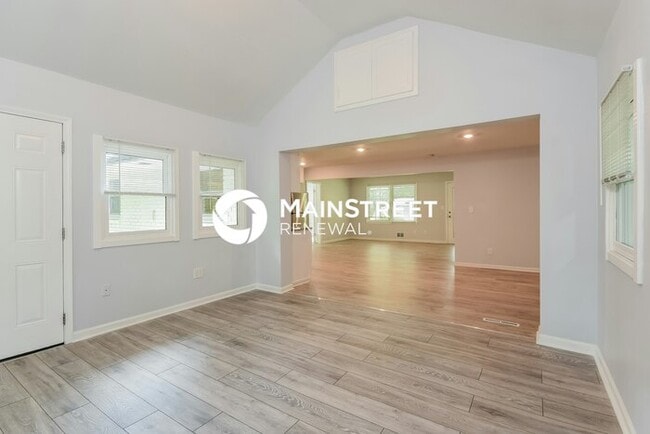 Photo - 4 Bedroom Pet-Friendly Home in Mableton, GA with Main Street Renewal