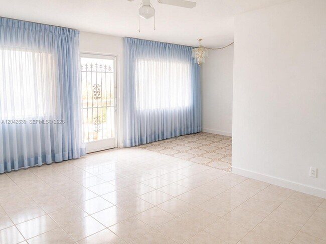 Photo - 500 Village Green Cir W Unit 308