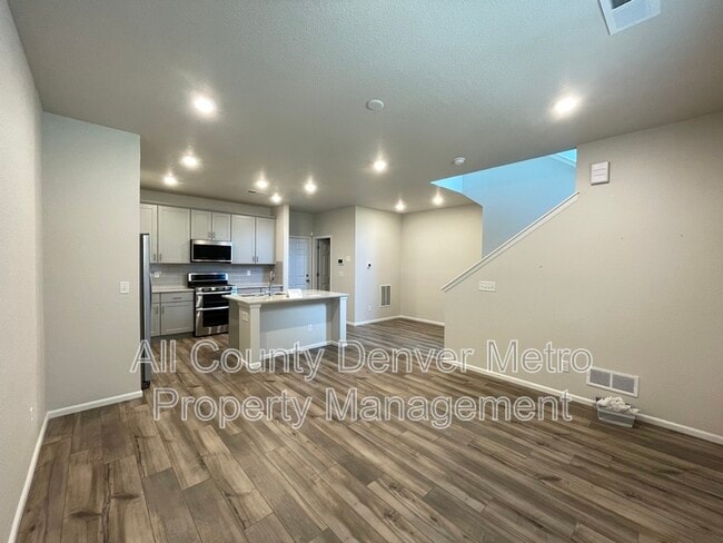 Building Photo - 6089 N Liverpool St