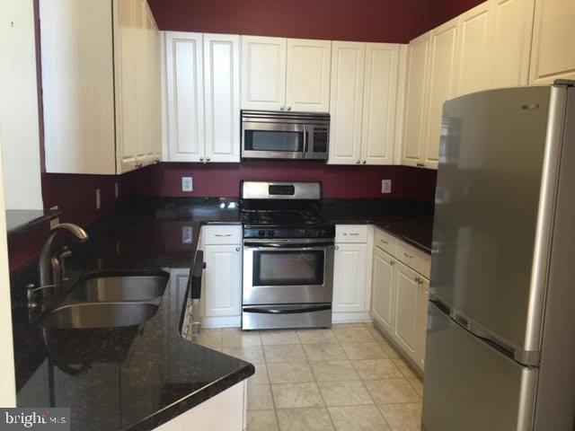 2701 Bellforest Ct Unidad 403