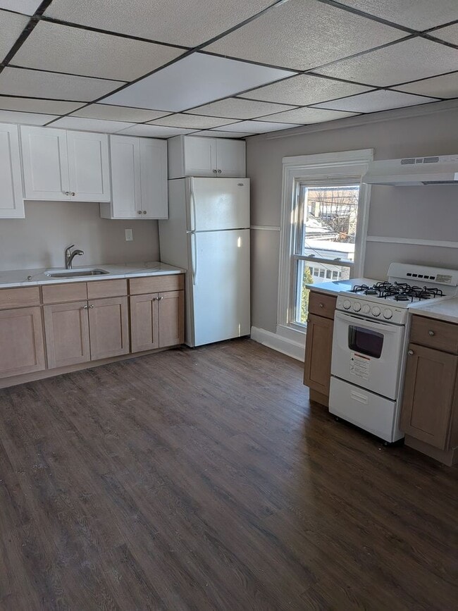 Building Photo - 1216 Lafayette St Unit 1216 (2nd Floor)