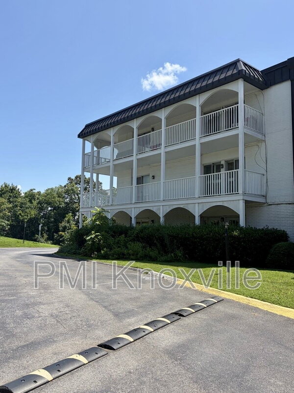 Photo - 5709 Lyons View Pike Unit Apt 1206