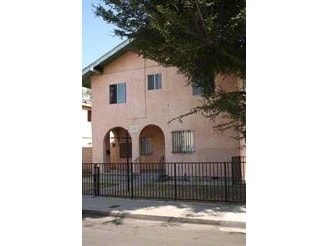 Building Photo - 1135 E 12th St