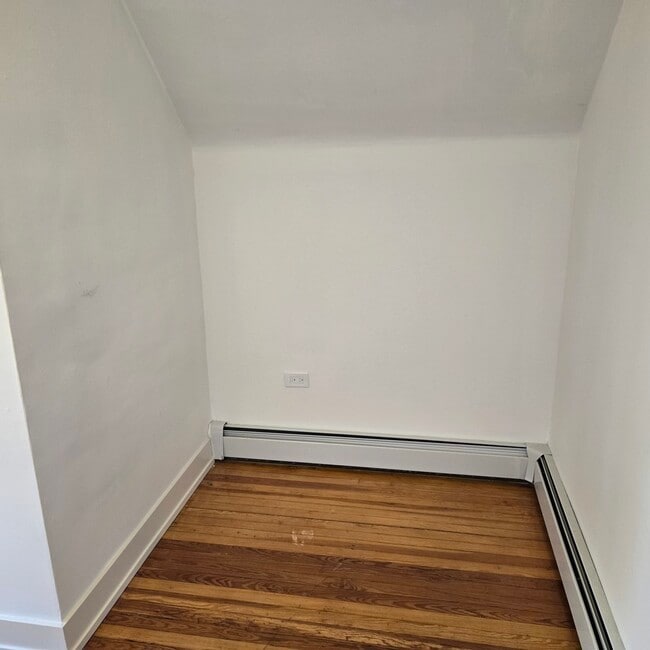 Photo - 4137 N Bernard St Unit 3