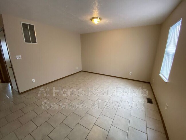 Photo - 750 S Campbell Ave Unit 750-F