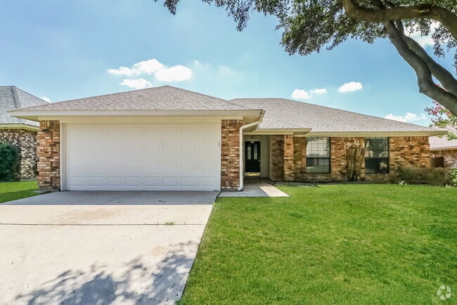 Building Photo - 4909 Barberry Dr Rental