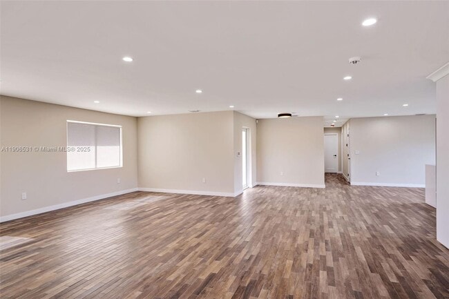 Photo - 6701 SW 49th Ter