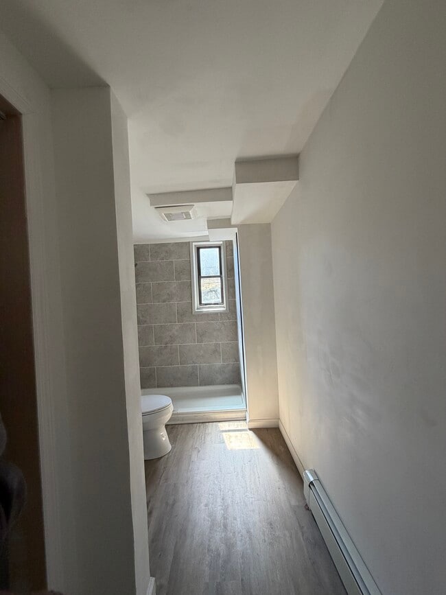 Photo - 490 Boswell Ave Unit 2