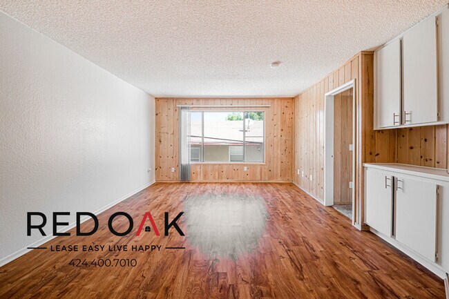 Building Photo - 6929 Kester Ave Unit 214