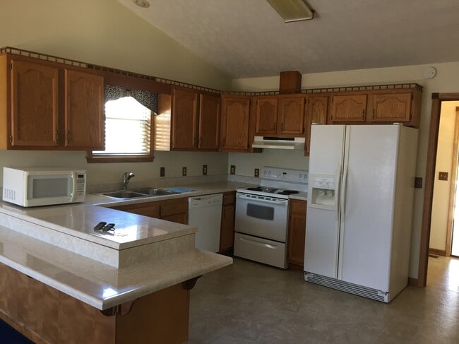 Building Photo - 512 W Hoewisher Rd Rental