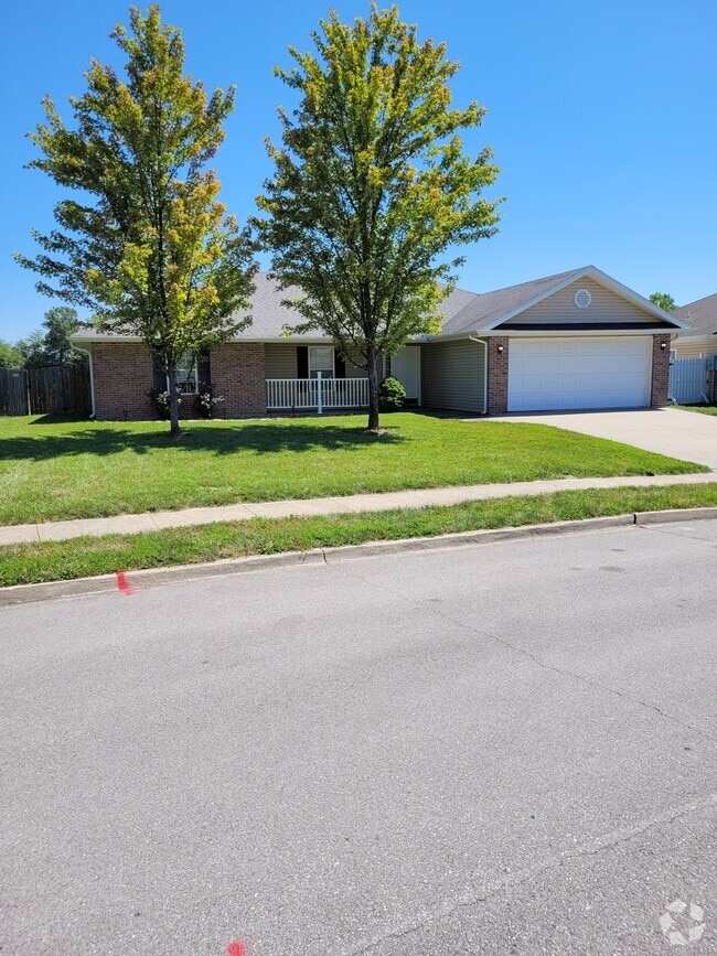 Building Photo - 5002 Hatteras Dr Rental