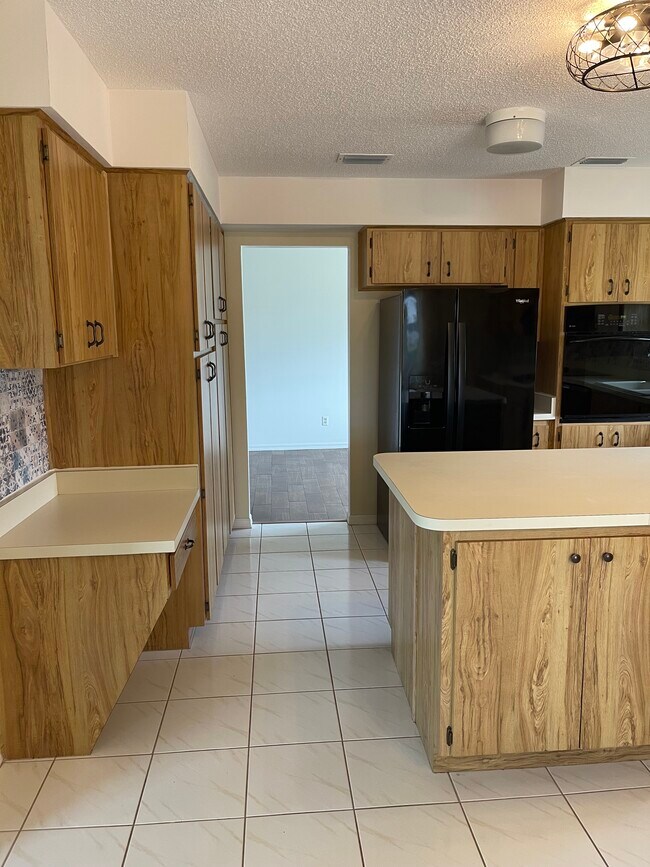 Photo - 420 S Brockfield Dr