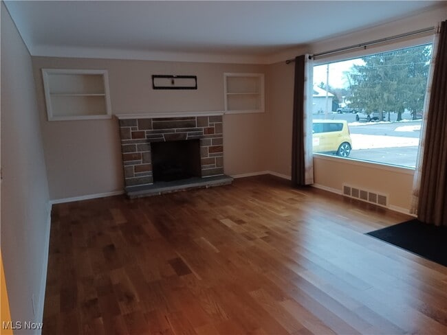 Photo - 55 Village Blvd