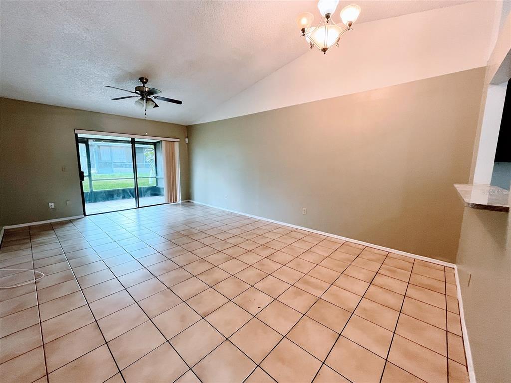 Photo - 62 Silver Oak Cir