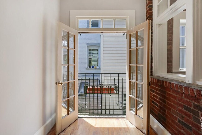 Photo - 229 Ponce De Leon Ave NE