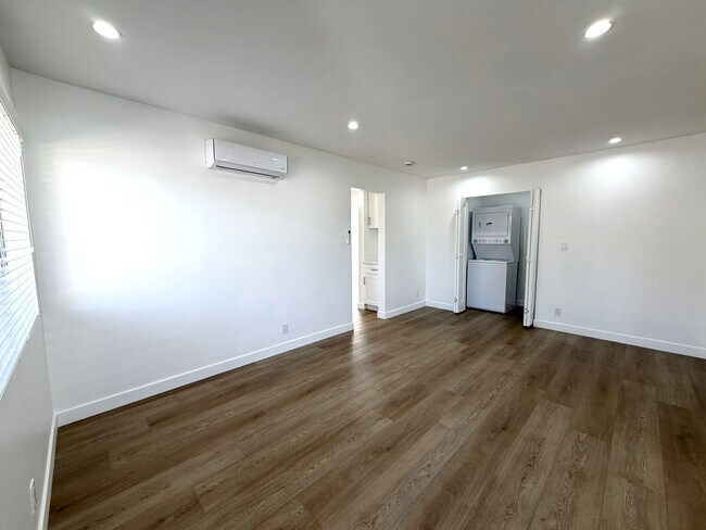 Photo - 2336 34th St