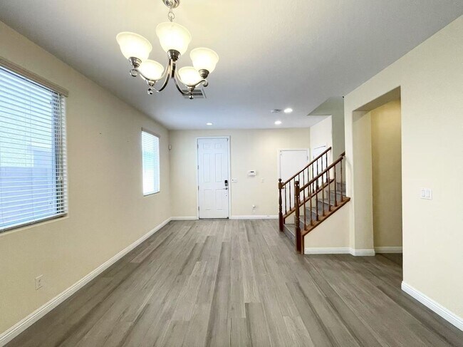 Photo - 7258 Summer Grove Ave