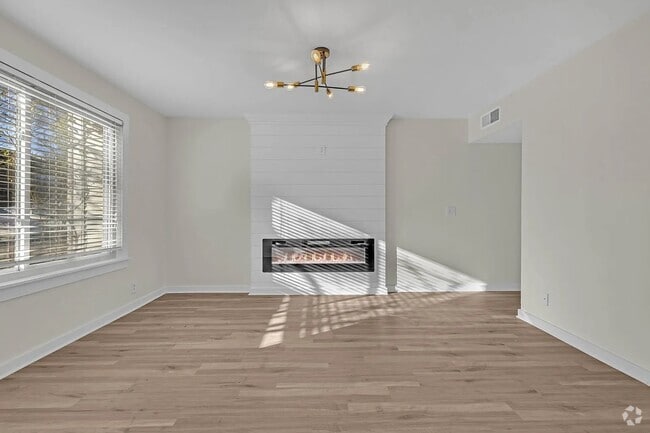 Living room - 4958 Edmondson Pike Rental