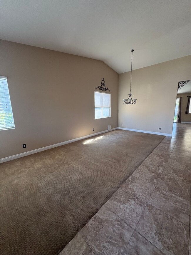 41196 Coolidge Cir
