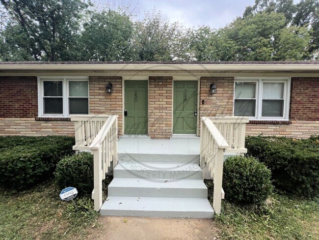 Photo - Two Bedroom Ranch Style Apartment Near BNA on Special! Unit McGavock Pike 248 A