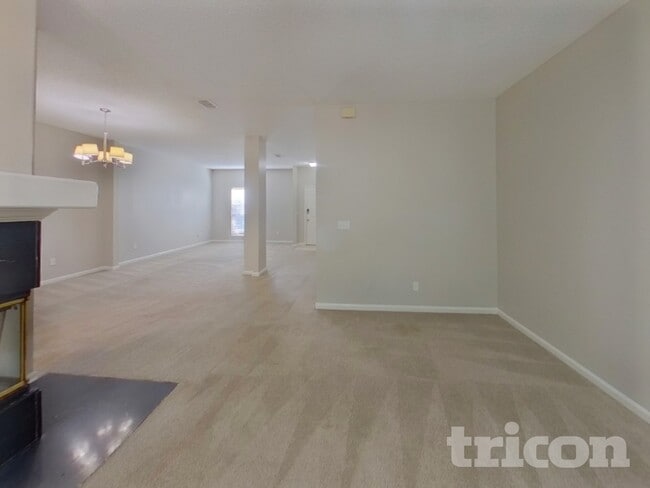 Photo - 3840 Tallcott Dr