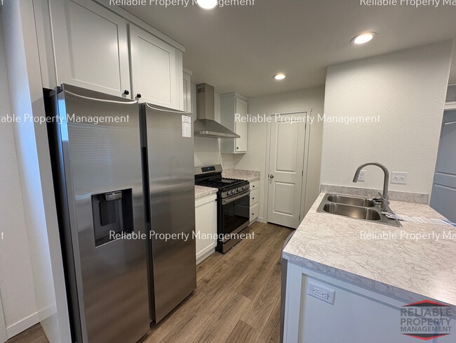 Photo - 440 Wilson Dr