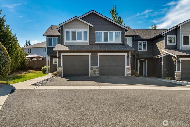 Photo - Beautifully Updated 3-Bedroom Townhome with Garage in Prime Lynnwood Location