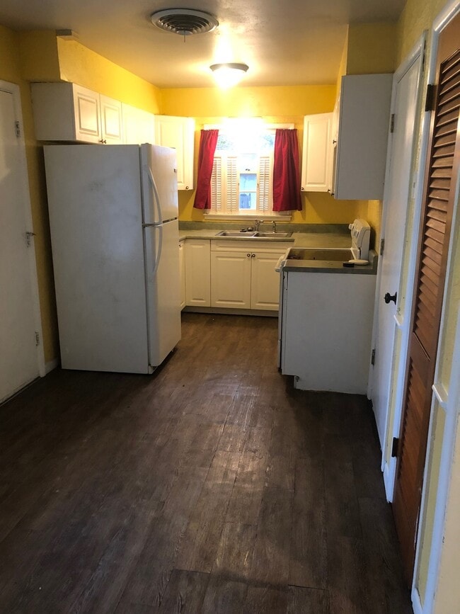 Photo - Cute 3Bedroom!!