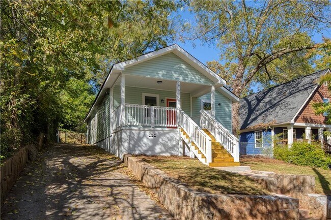 Photo - 1015 Sims St SW