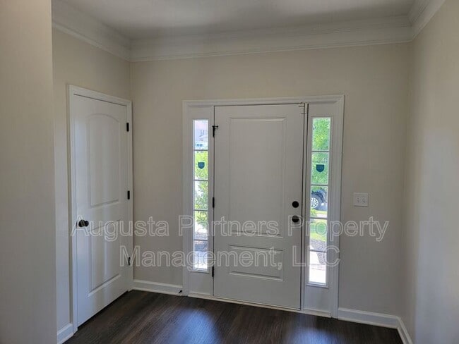 Photo - 6026 Clifford St