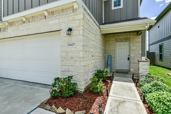Photo - 11627 Braemar Village Dr