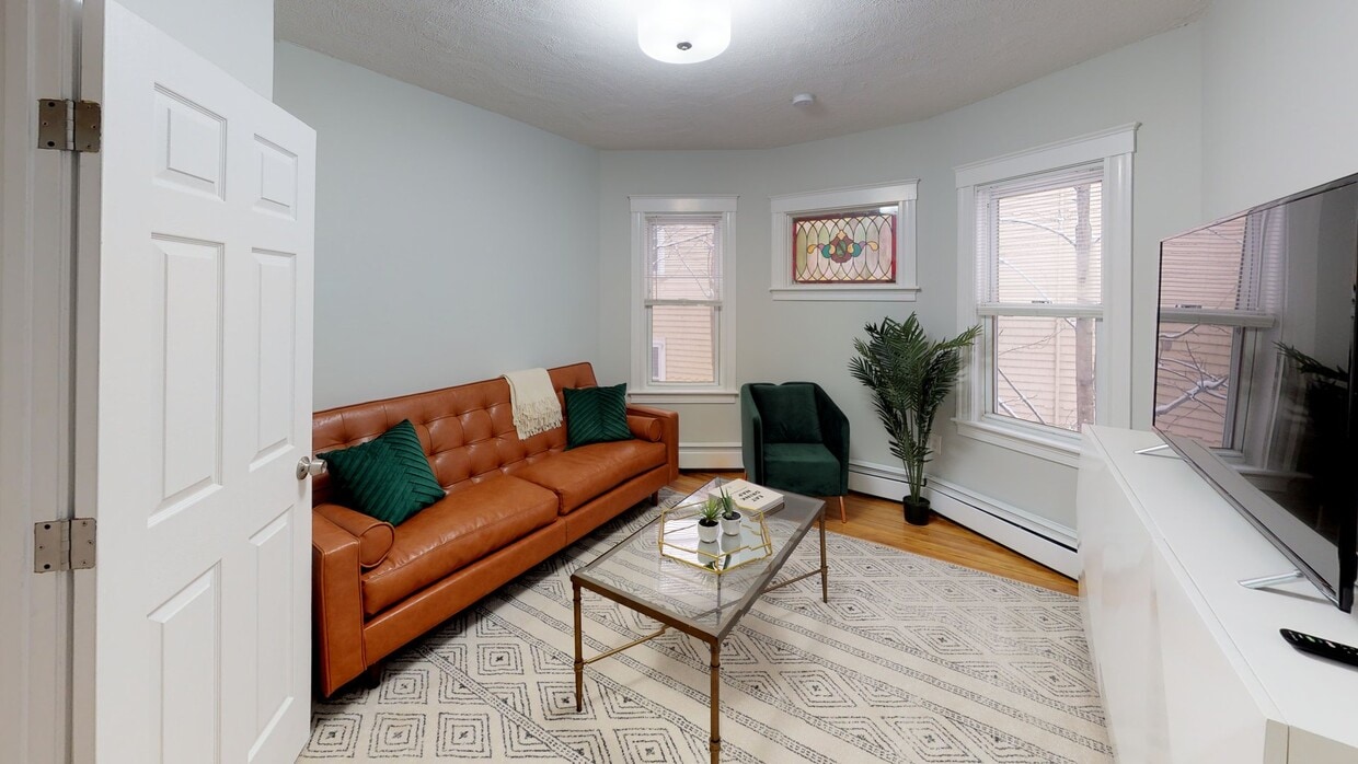 Photo - 110 Greenbrier St Apartment