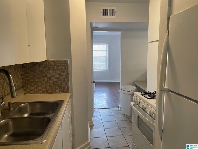 Photo - 1740 Valley Ave Unidad A