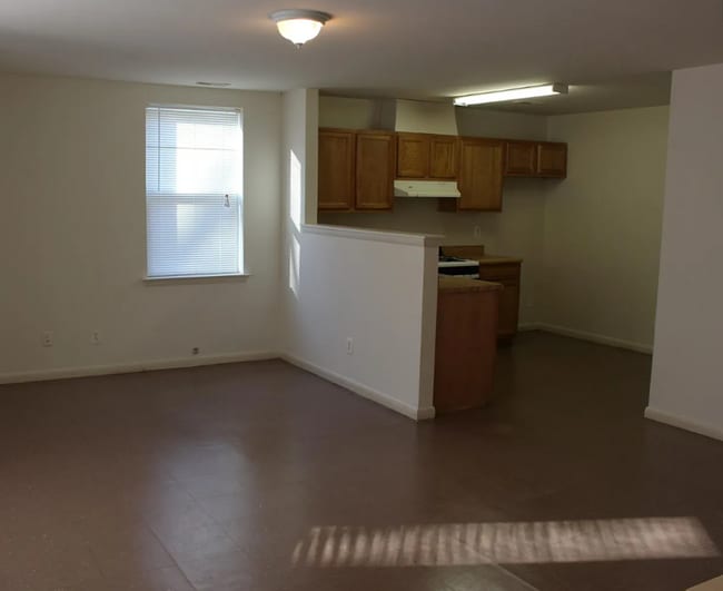 Building Photo - 928 N 42nd St Unit 1