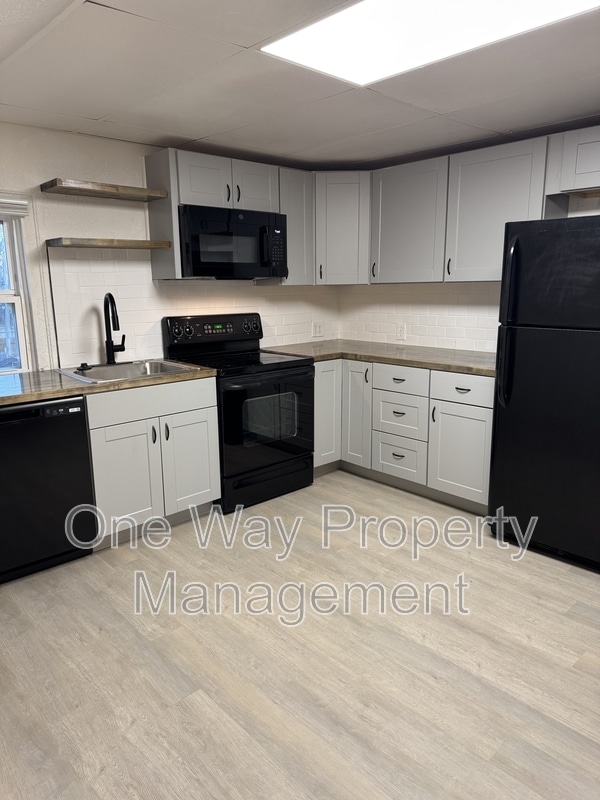 Photo - 1412 7th Ave