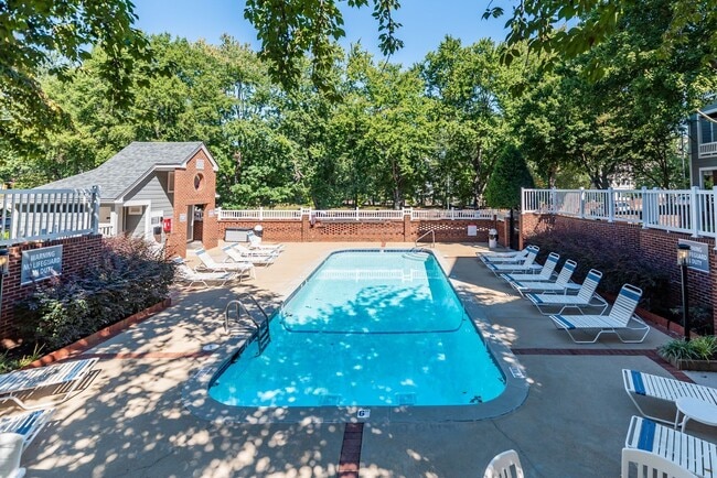 Building Photo - 2 Bedroom 2 Bathroom near Village District in Raleigh, NC!